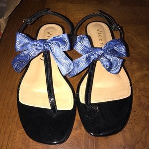 Blue bow sandals